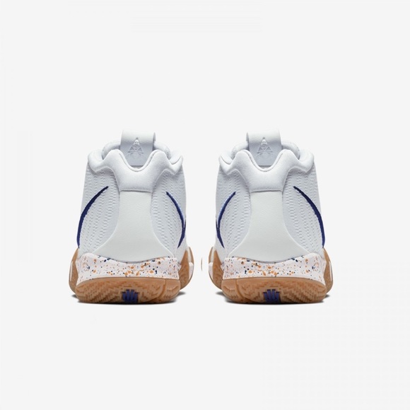 Nike Kyrie 4 Uncle Drew Sneakers - Picture 2 of 7